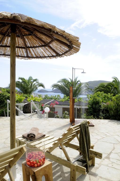 Kymothoi Rooms & Pool Bar Gavrio Buitenkant foto