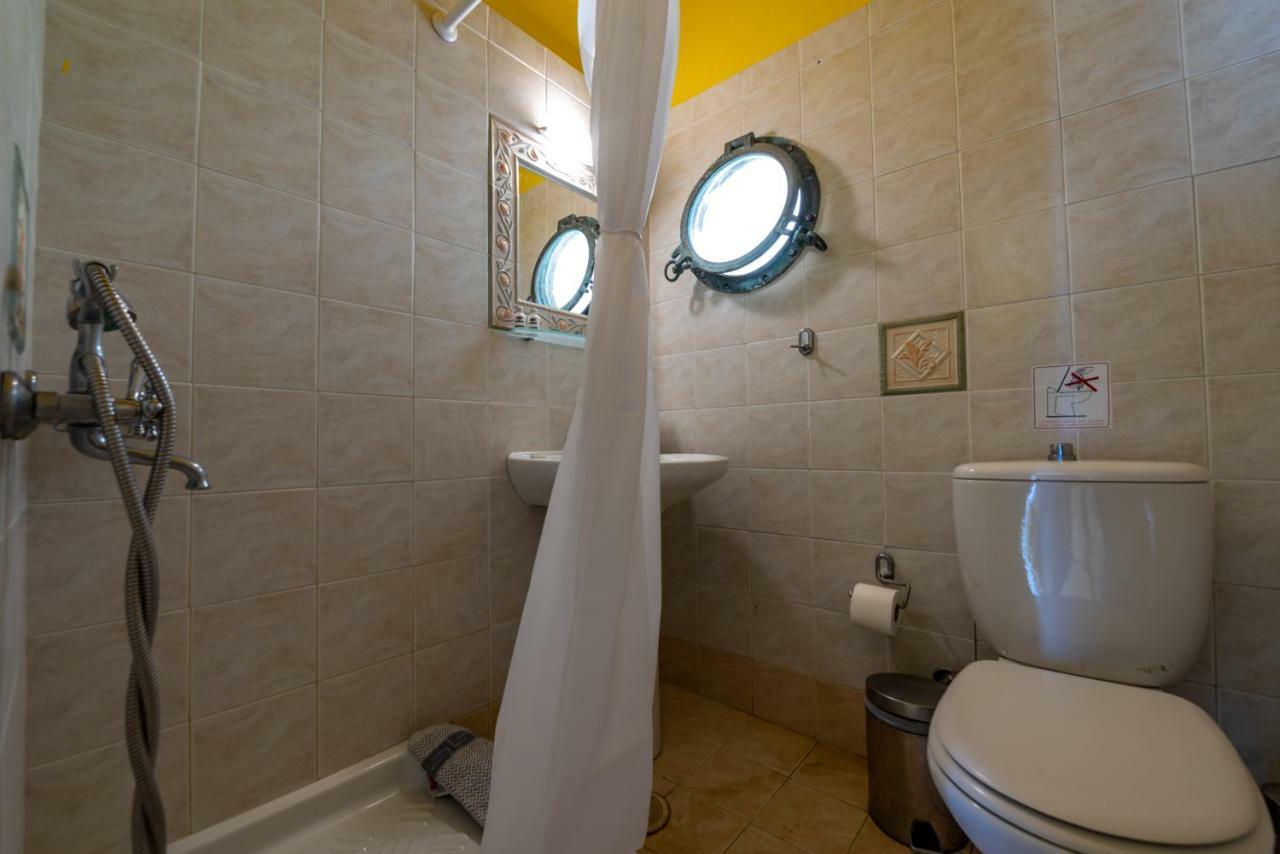 Kymothoi Rooms & Pool Bar Gavrio Buitenkant foto