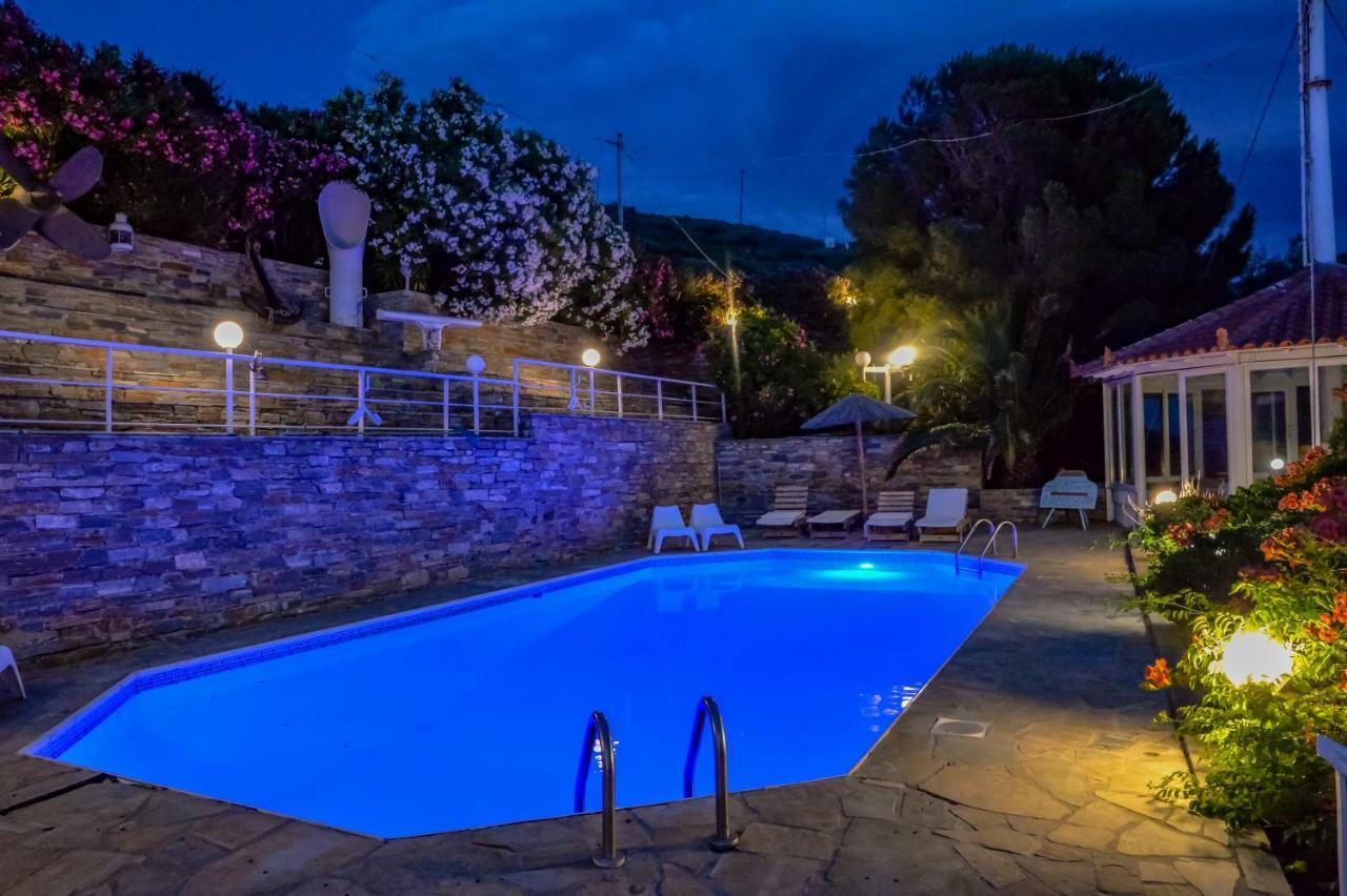 Kymothoi Rooms & Pool Bar Gavrio Buitenkant foto