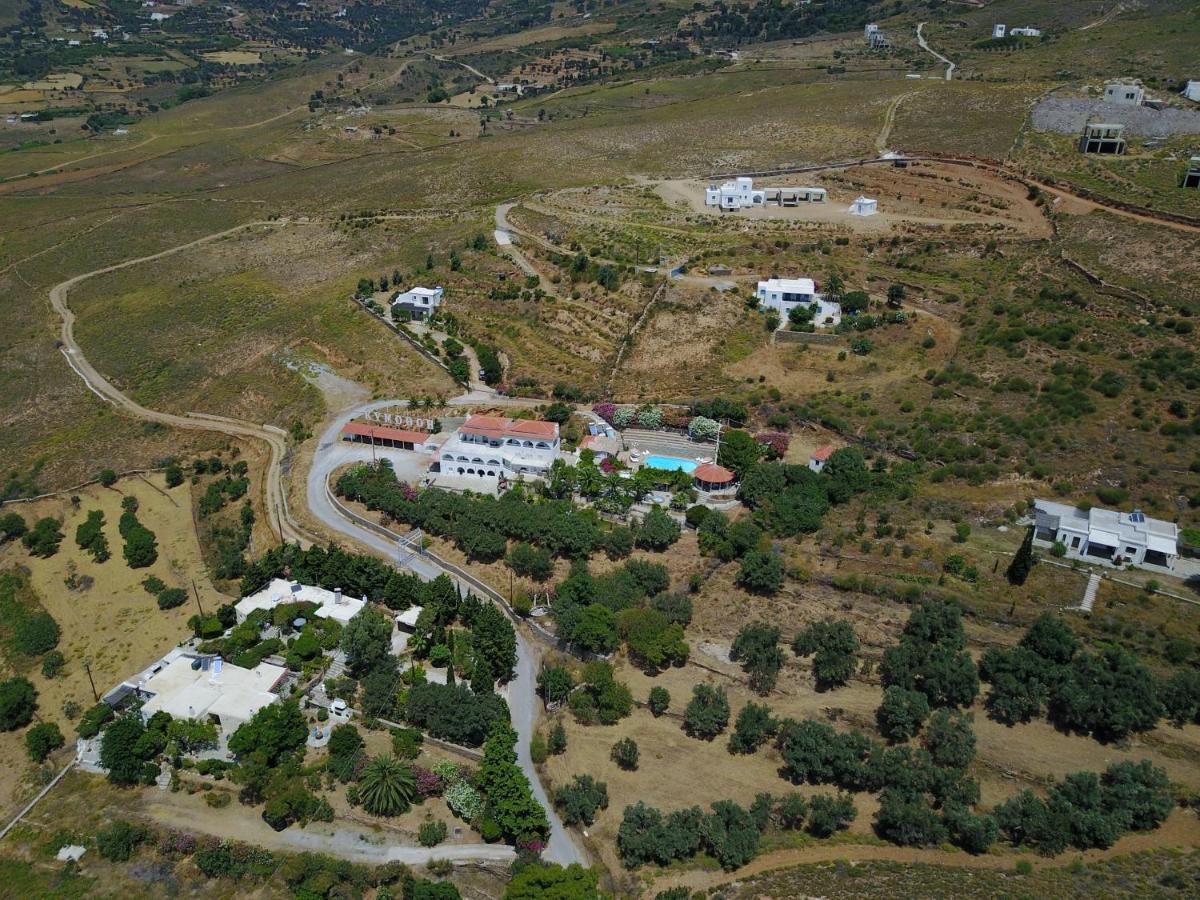 Kymothoi Rooms & Pool Bar Gavrio Kamer foto